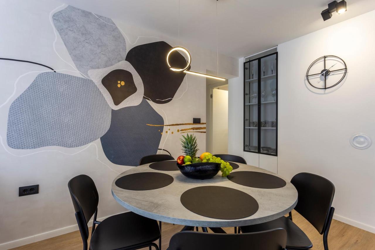 Apartman Izis Centar Pule Pula Exterior photo