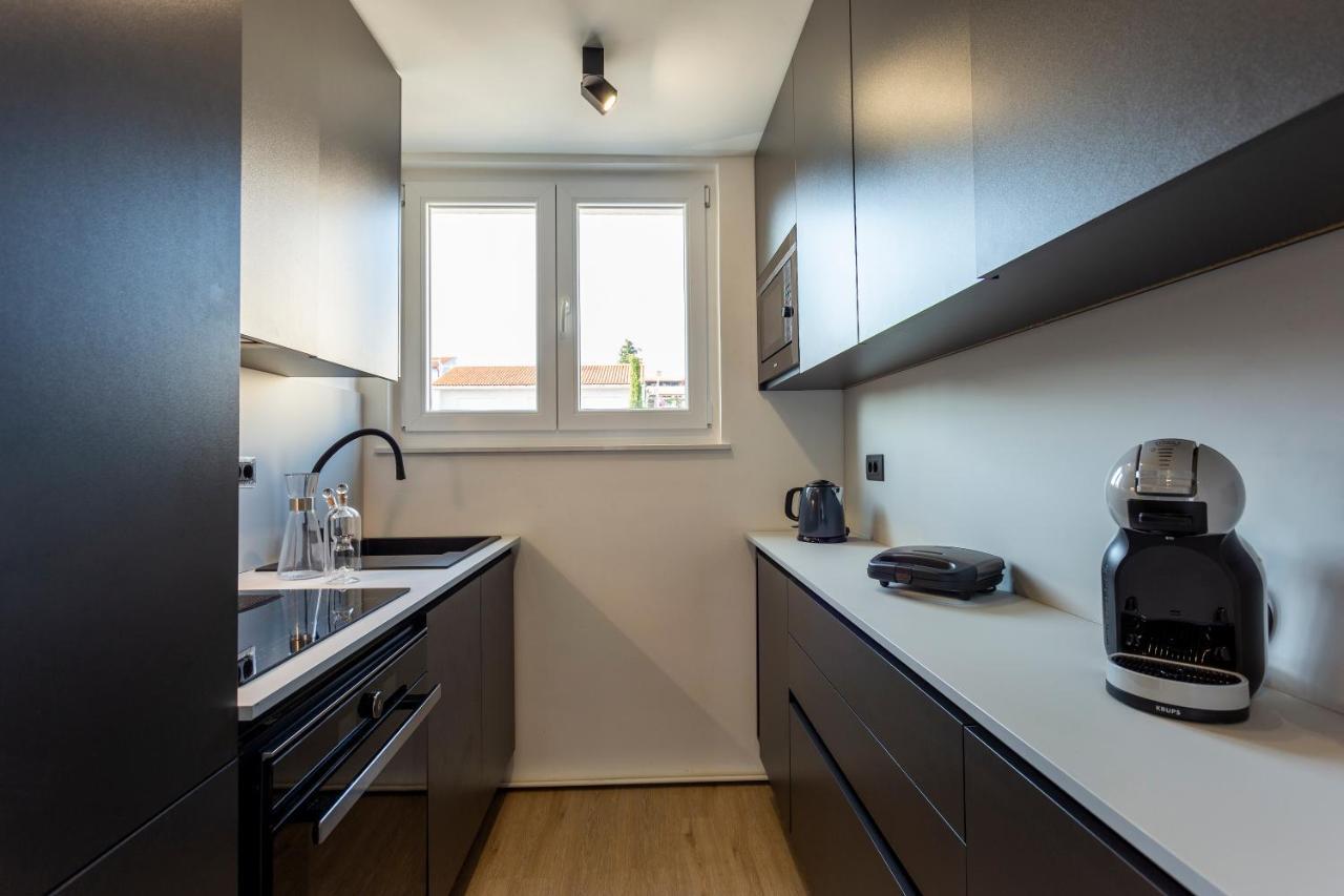 Apartman Izis Centar Pule Pula Exterior photo